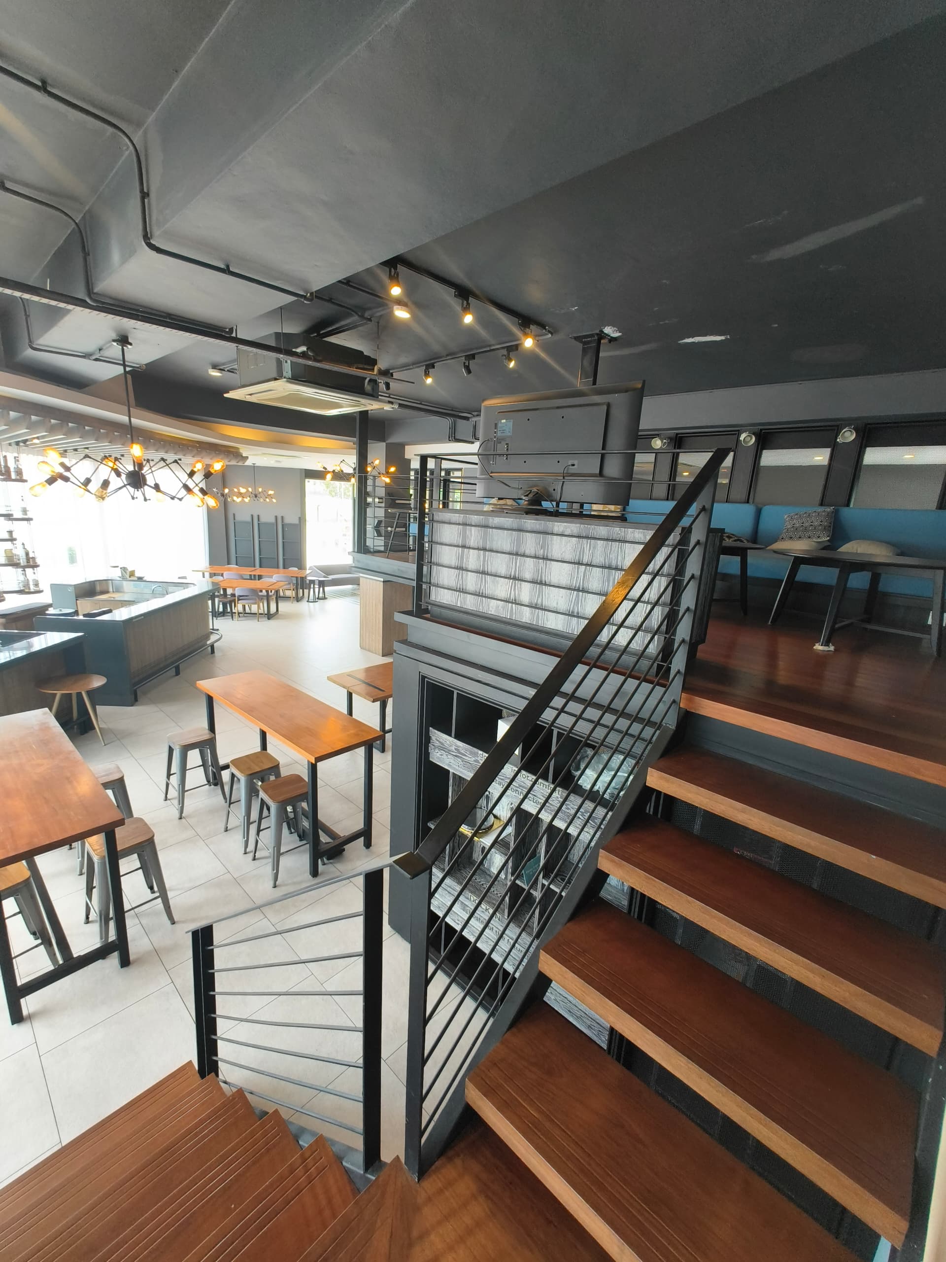 Tanjung Aru KKIA Aeropod Hostel And Cafe 3 Storey Shop Lot For Rent