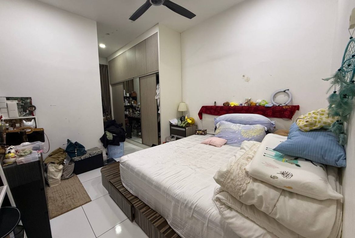Taman Bestari Indah 2Storey Corner House with Fully Renovation House @Ulu Tiram
