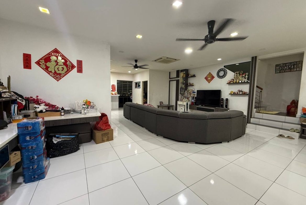 Taman Bestari Indah 2Storey Corner House with Fully Renovation House @Ulu Tiram