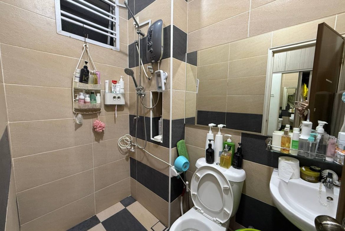 Taman Bestari Indah 2Storey Corner House with Fully Renovation House @Ulu Tiram