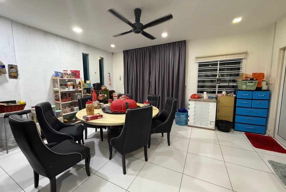 Taman Bestari Indah 2Storey Corner House with Fully Renovation House @Ulu Tiram