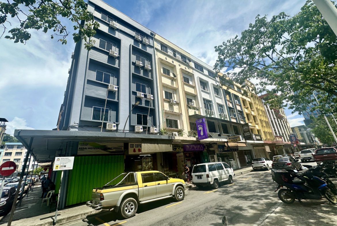 Kampung Air, 5-Storey Shoplot, Intermediate, Tenanted, KK