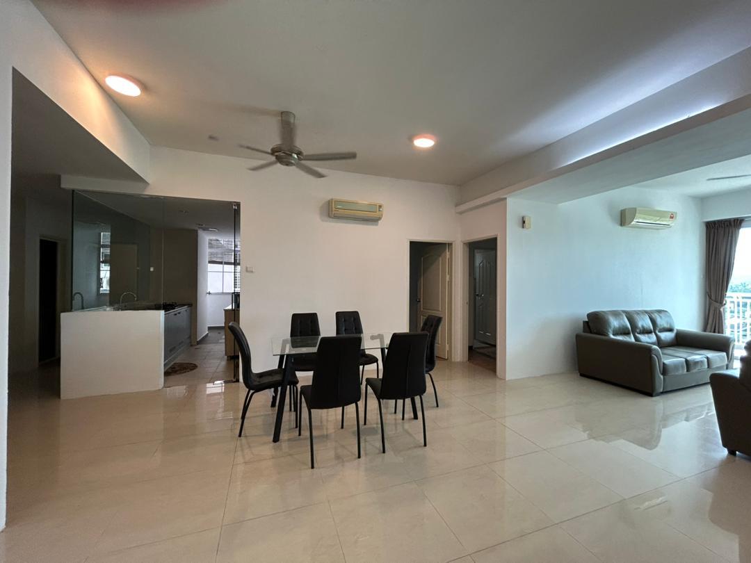 WhatsApp Image 2025-02-25 at 20.17.09 🔥 Jesselton Condominium, Damai – Unit with Big Balcony | RM900,000 (Negotiable) 🔥