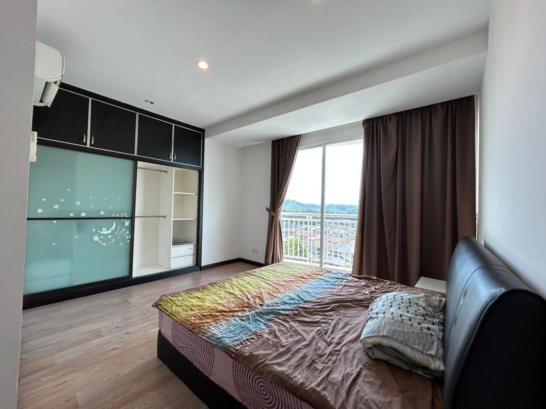 WhatsApp Image 2025-02-25 at 20.17.10 (1) 🔥 Jesselton Condominium, Damai – Unit with Big Balcony | RM900,000 (Negotiable) 🔥