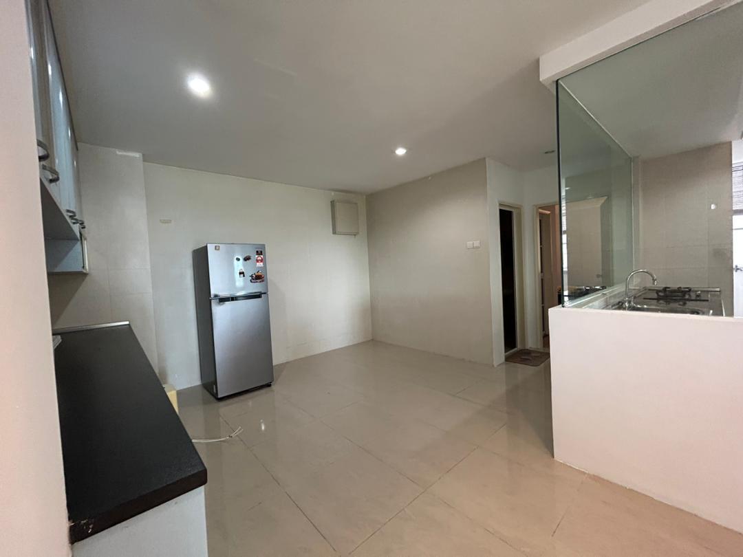 WhatsApp Image 2025-02-25 at 20.17.12 (2) 🔥 Jesselton Condominium, Damai – Unit with Big Balcony | RM900,000 (Negotiable) 🔥
