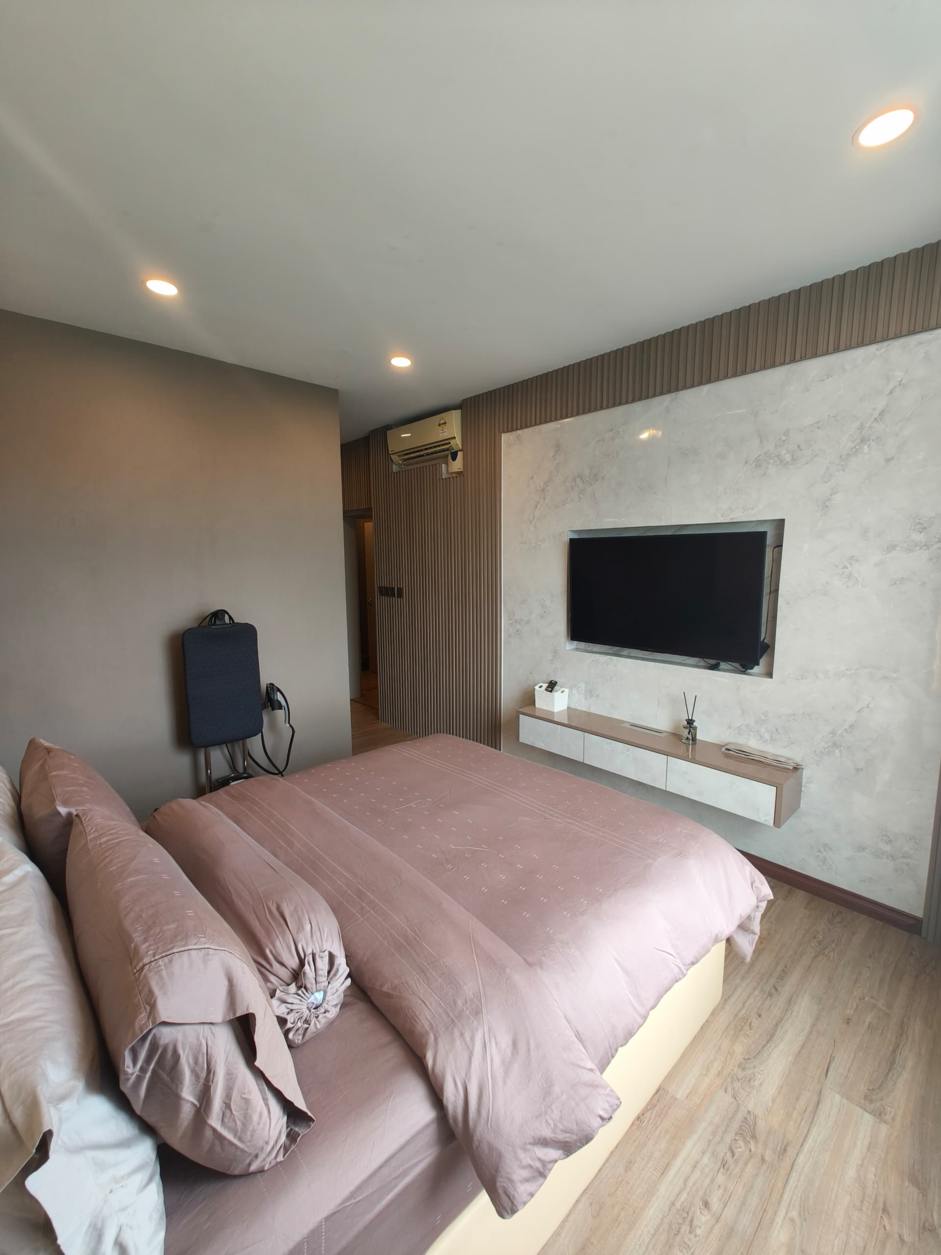 Bundusan The Gardens Condo Corner unit 5 Start Fully fully renovated for Rent