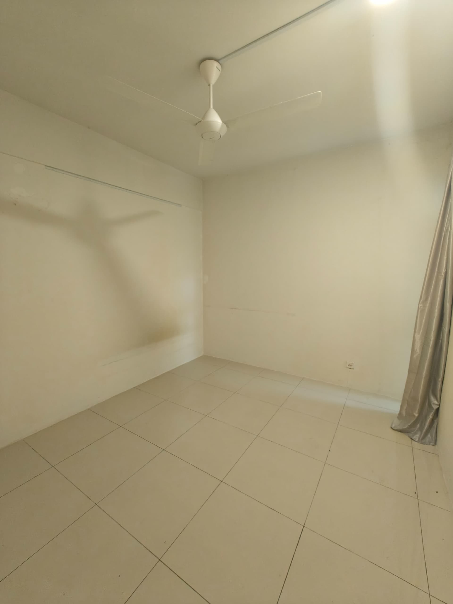 IMG_8713 Menggatal Greenfiled Residence Condo Basic Fitting For Rent