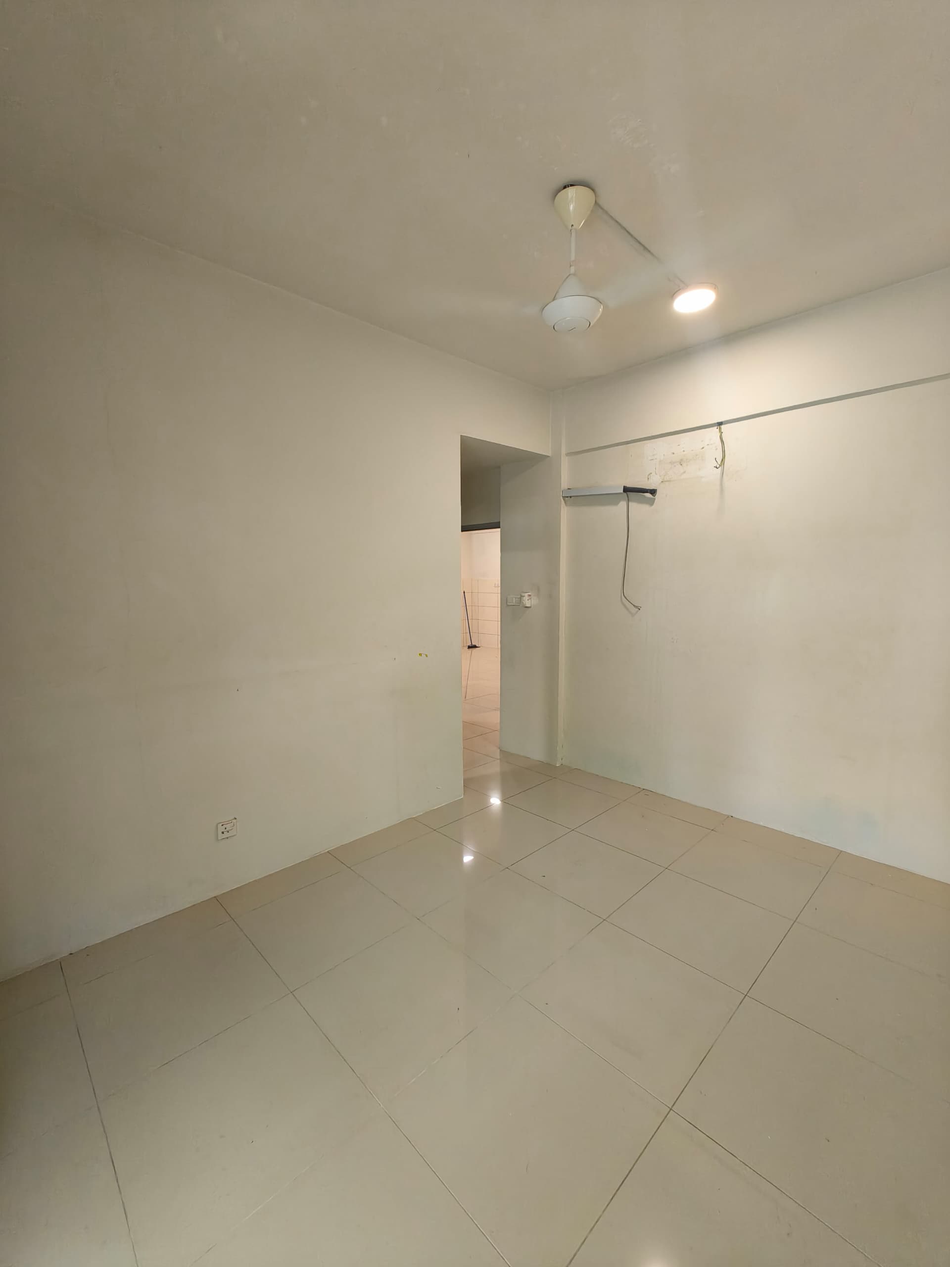 IMG_8715 Menggatal Greenfiled Residence Condo Basic Fitting For Rent