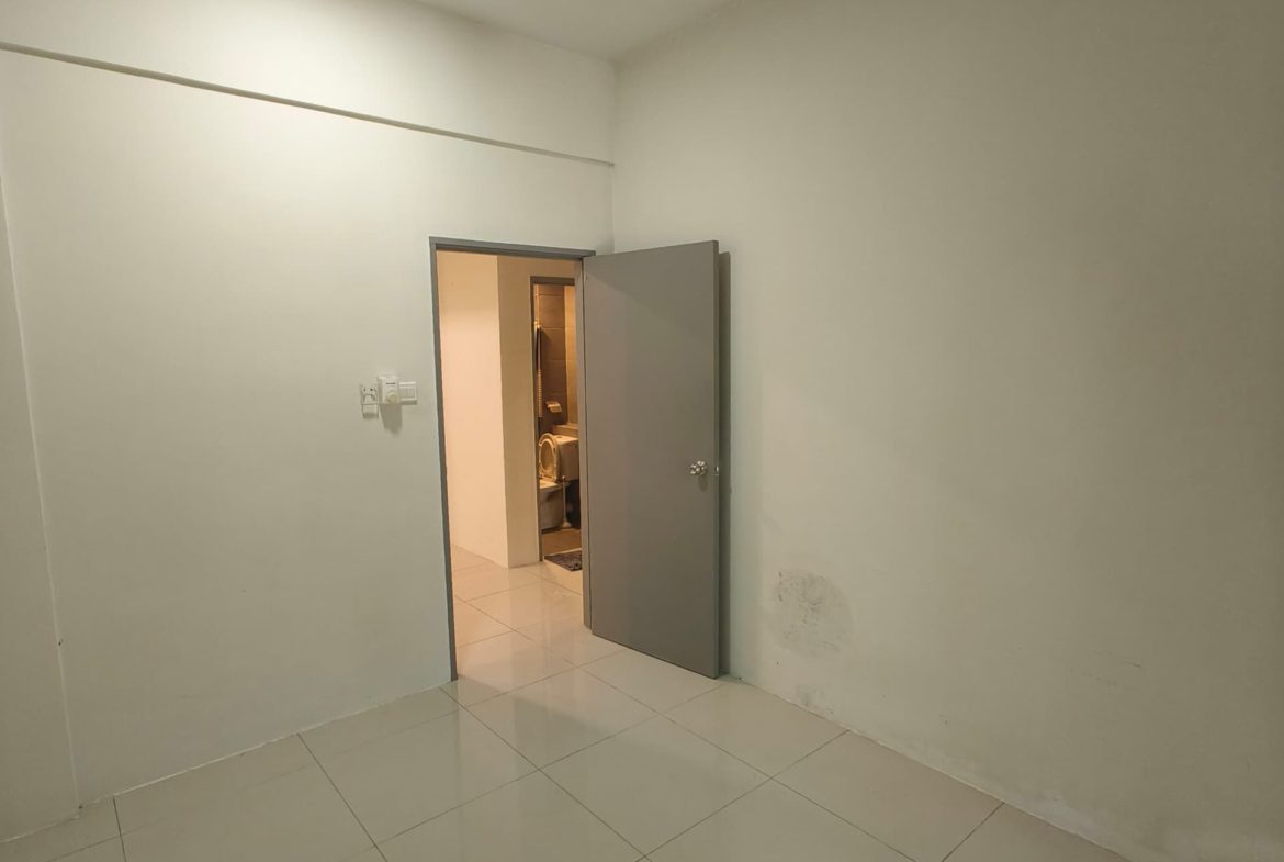 Menggatal Greenfiled Residence Condo Basic Fitting For Rent