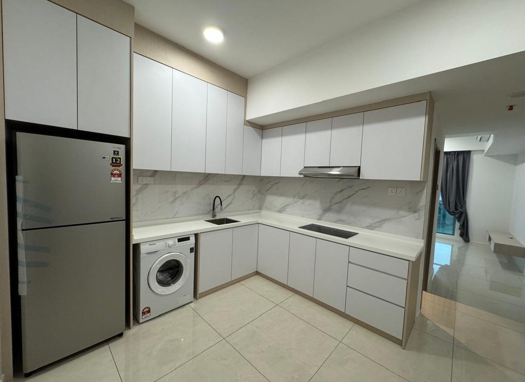 Bay Suites Condo, Fully Furnished, Sea View, JTT, Likas, Peak, KK, QE2