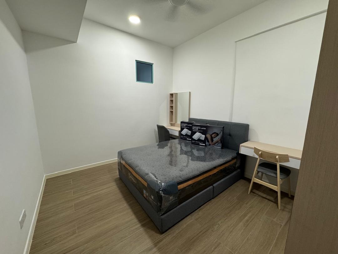 Bay Suites Condo, Fully Furnished, Sea View, JTT, Likas, Peak, KK, QE2