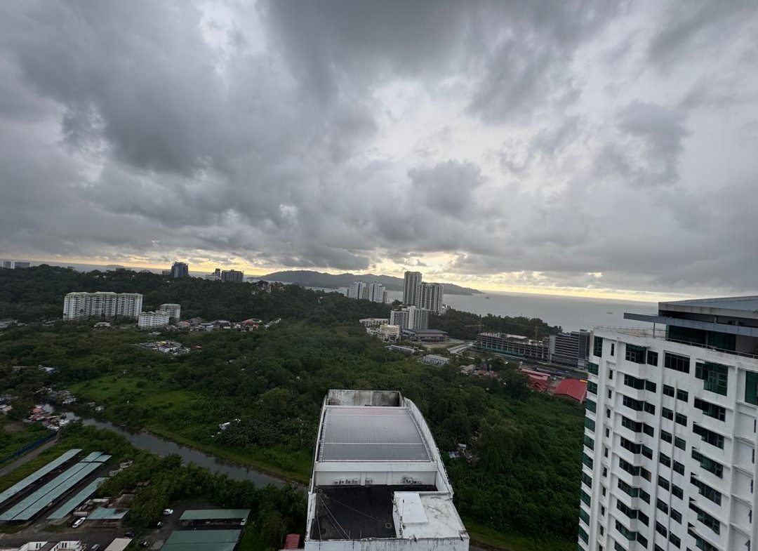 Bay Suites Condo, Fully Furnished, Sea View, JTT, Likas, Peak, KK, QE2