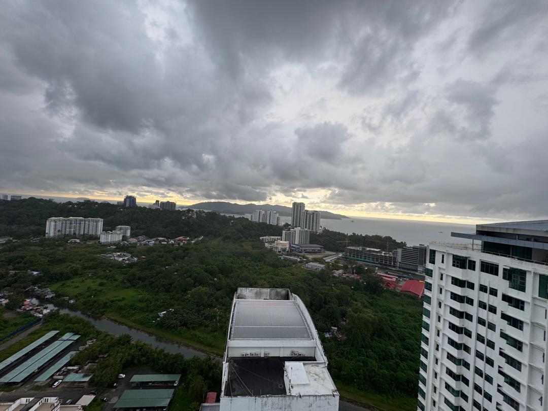 Bay Suites Condo, Fully Furnished, Sea View, JTT, Likas, Peak, KK, QE2
