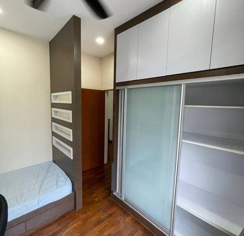 Seri Austin 2Storey Cluster Corner with Fully Renovated