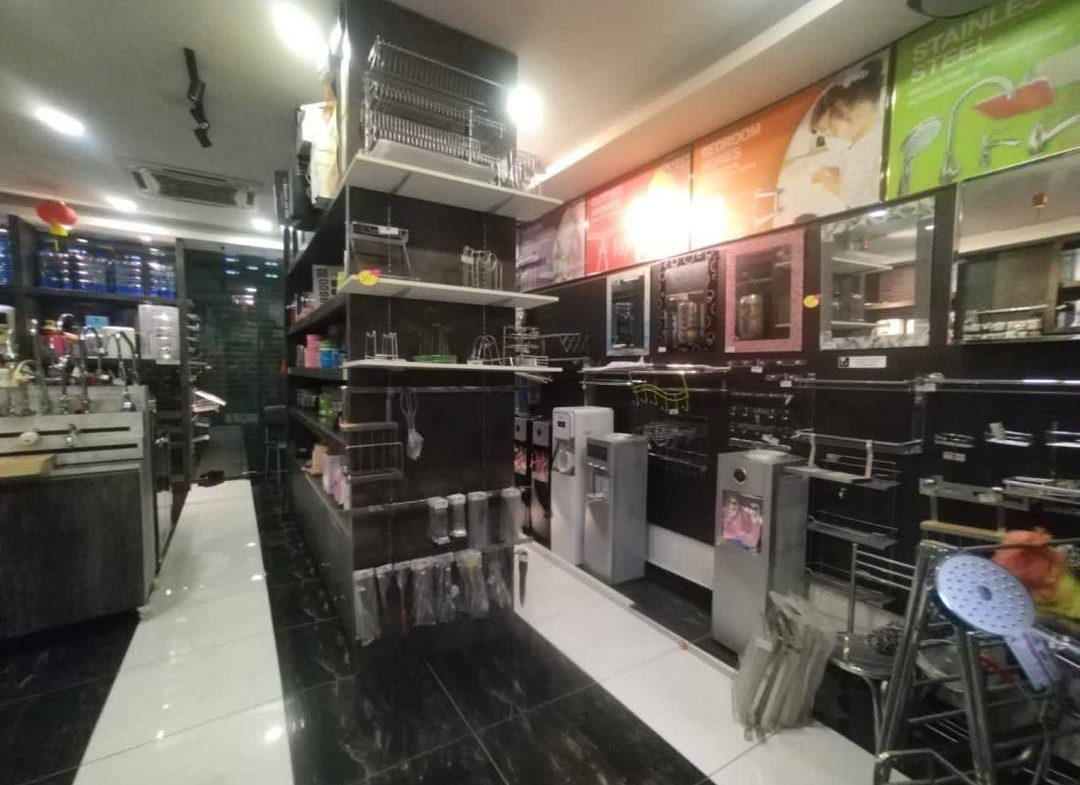 Taman Impian Emas 2Storey Adjoing Shoplot For Sale