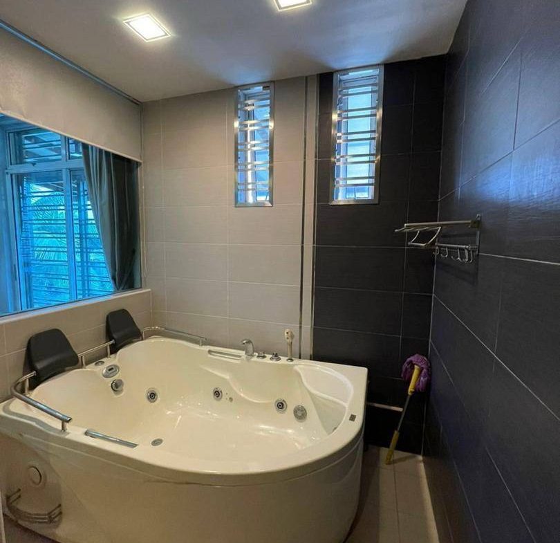 Seri Austin 2Storey Cluster Corner with Fully Renovated