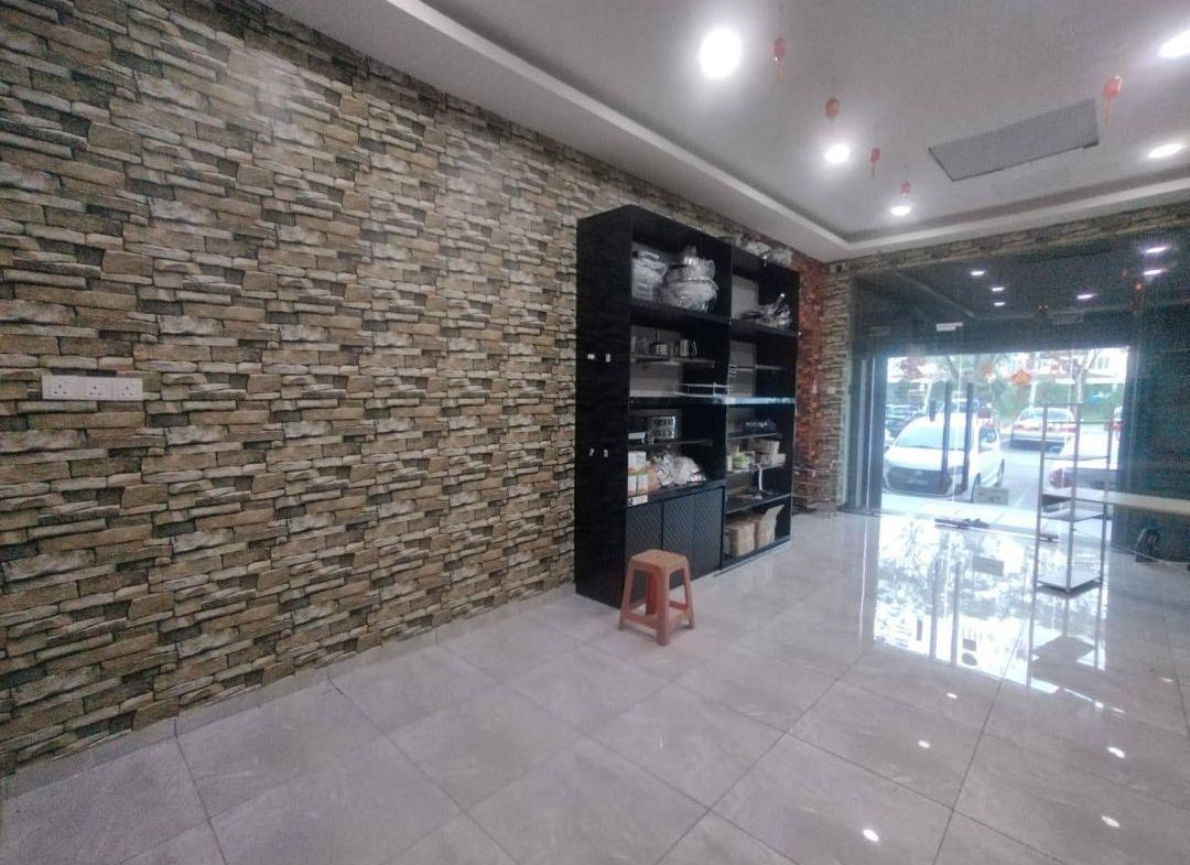 Taman Impian Emas 2Storey Adjoing Shoplot For Sale