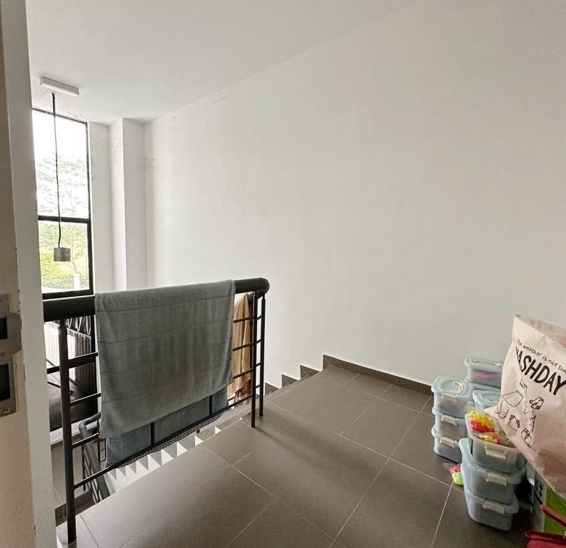 Eco Business Park 1 Phase 2 Eco Hub @Dato Onn/Kempas Cluster House