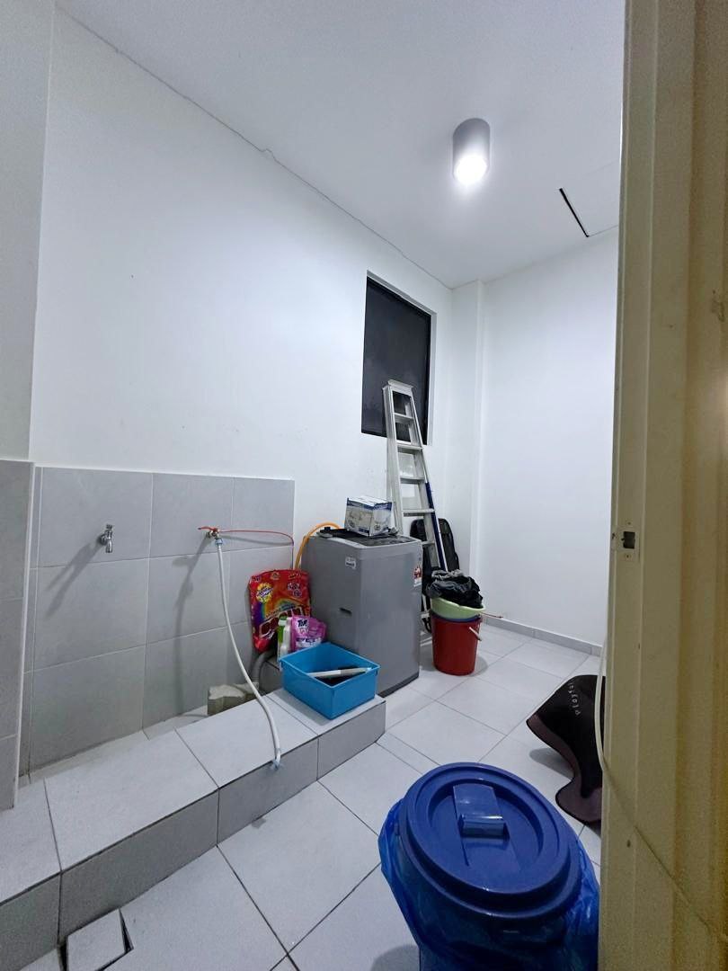 Eco Business Park 1 Phase 2 Eco Hub @Dato Onn/Kempas Cluster House