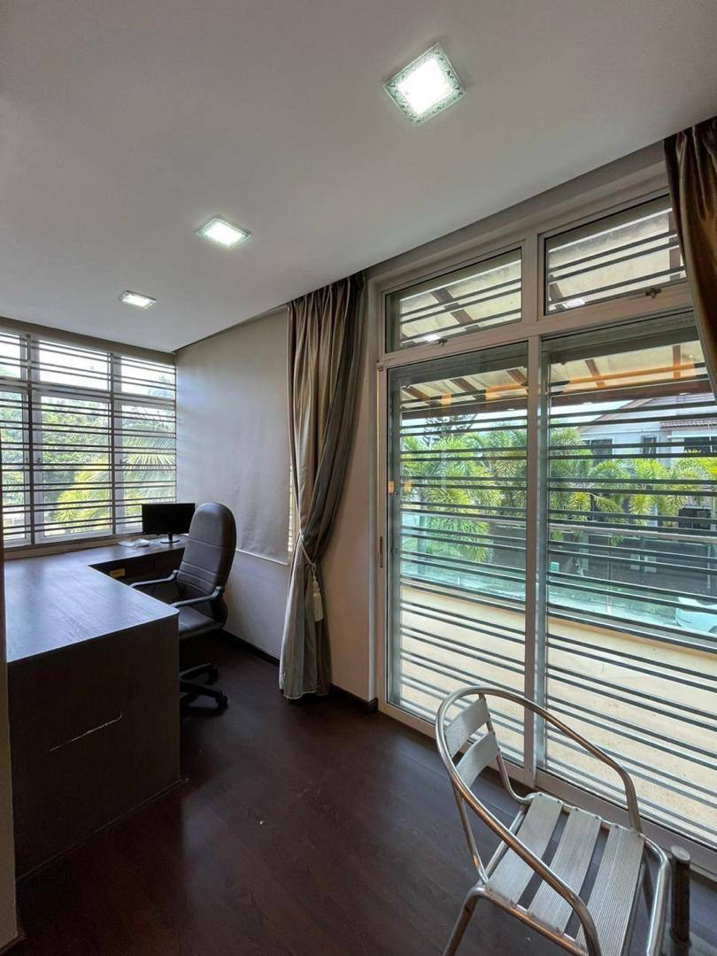 Seri Austin 2Storey Cluster Corner with Fully Renovated