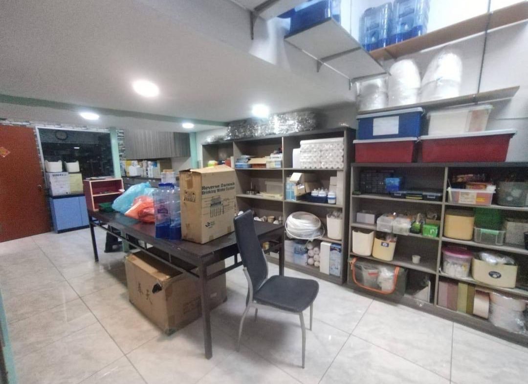 Taman Impian Emas 2Storey Adjoing Shoplot For Sale