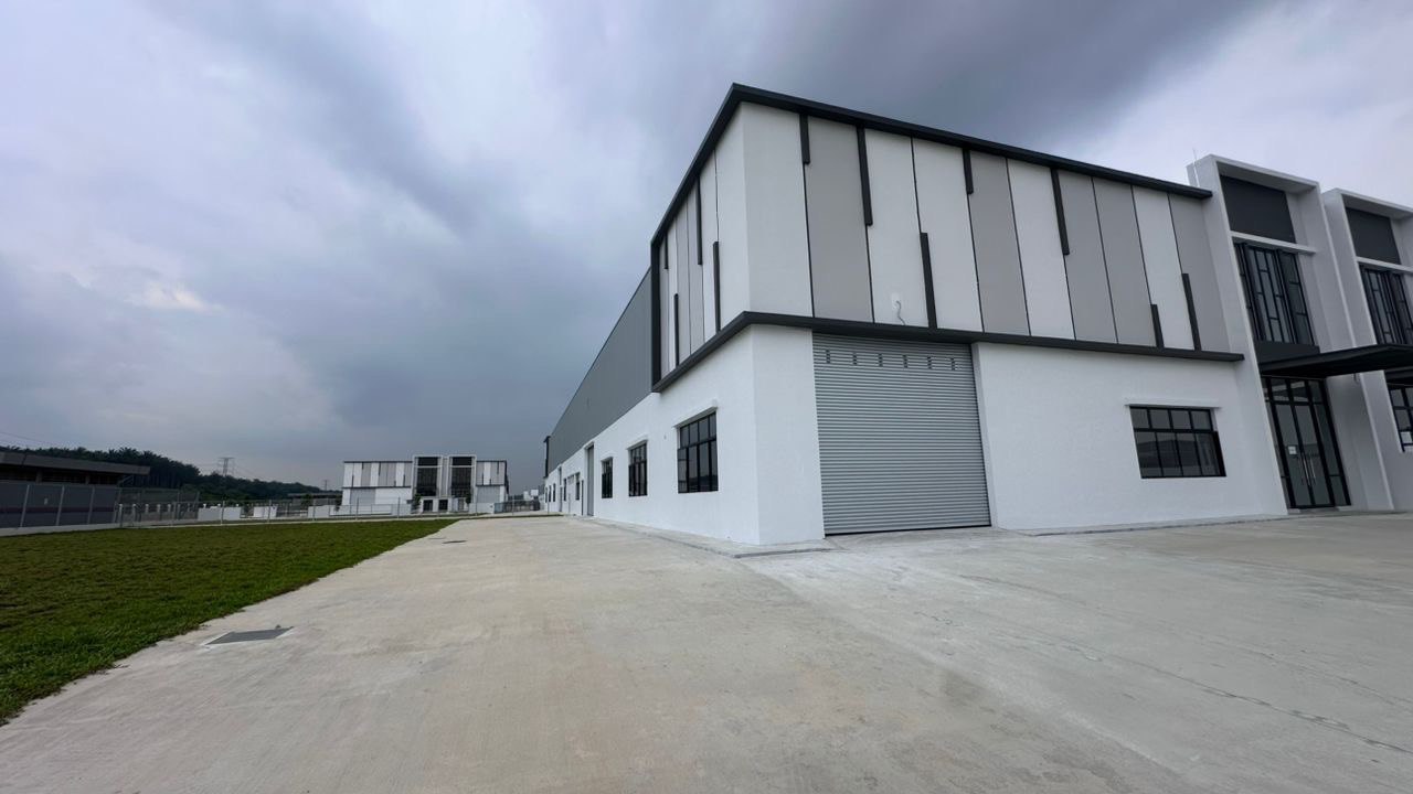 Eco Business Park 1 Phase 3 Dato Onn Corner Medium Industrial Factory For Rent