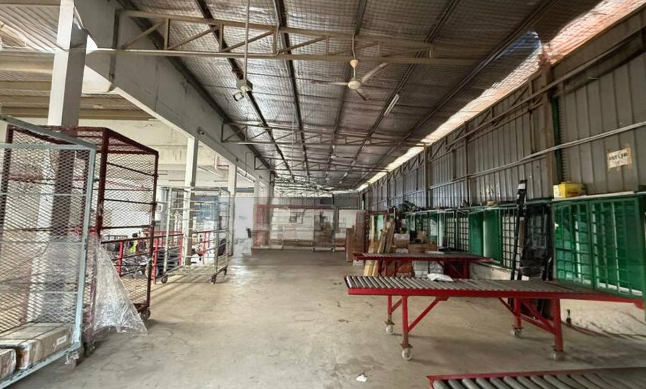 Taman Sri Yaacob 1.5Storey Corner Factory For Sale