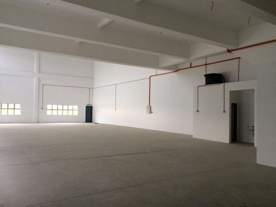 Kawasan Perindustrian SILC 1.5Storey Semi Detached Light Industrial For Sale