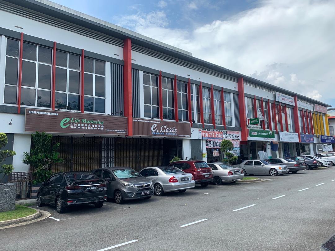 Taman Impian Emas 2Storey Adjoing Shoplot For Sale