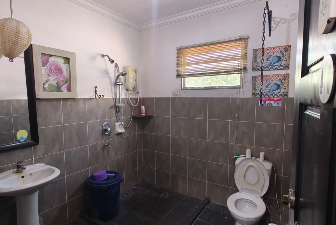 Taman Kingfisher Sulaman 2.5 Storey Terrace House Sepanggar Sulaman For Sales
