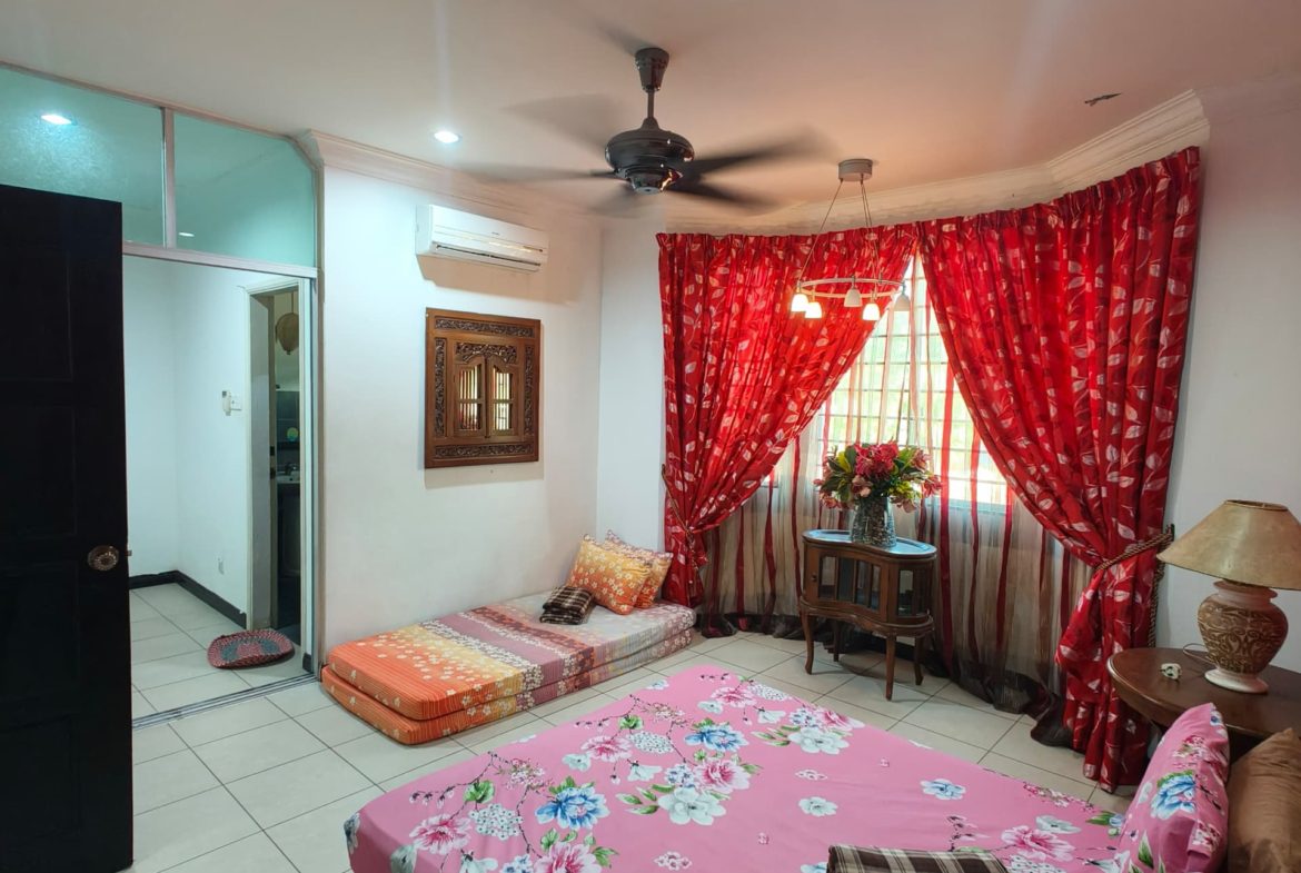 Taman Kingfisher Sulaman 2.5 Storey Terrace House Sepanggar Sulaman For Sales