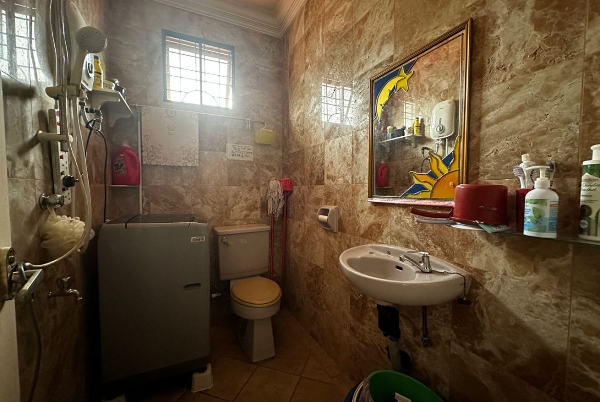 Taman Sinar Baru, 2-Storey Terrace, Renovated Extended, Damai, Luyang