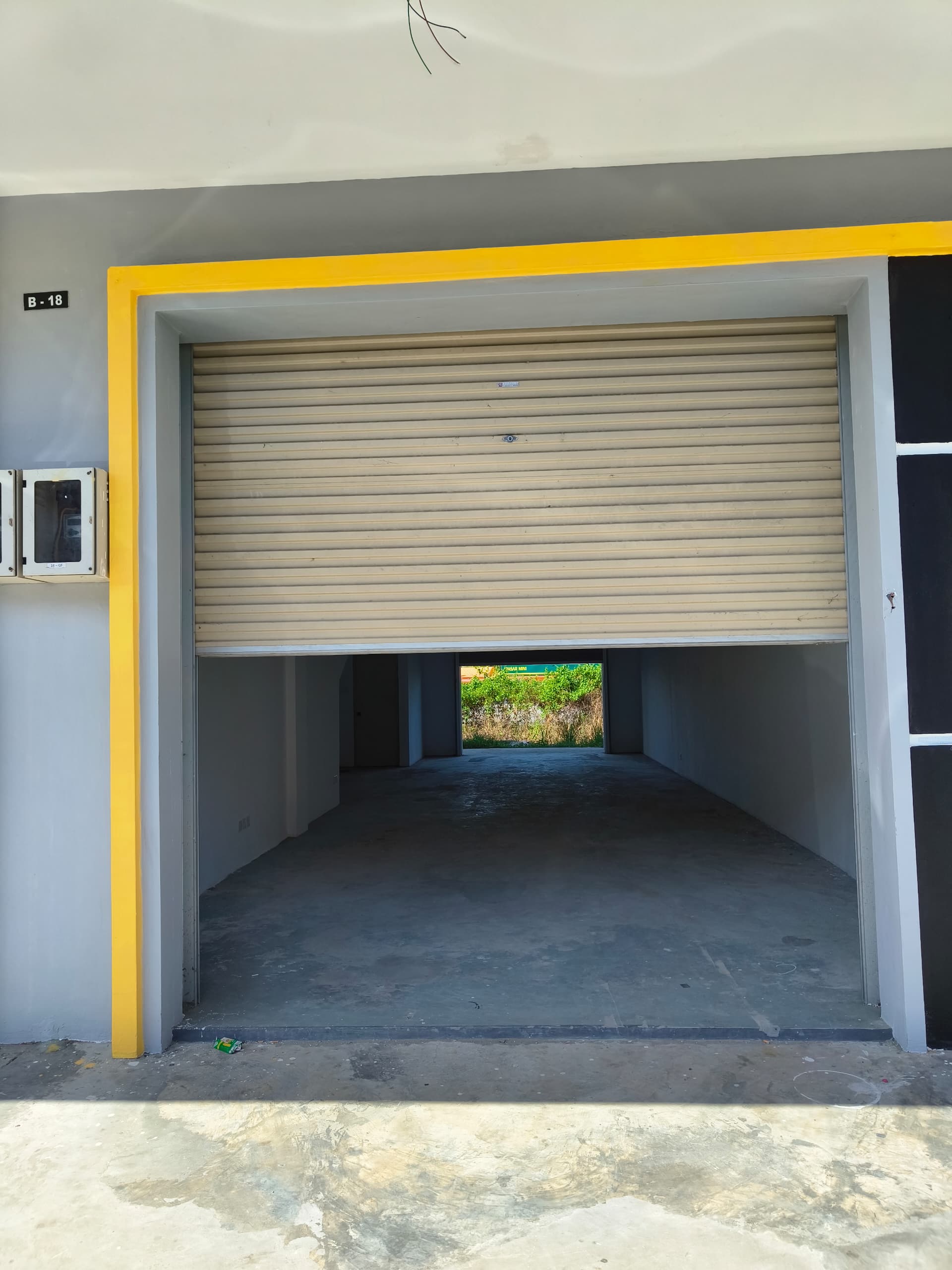 Tuaran Plaza Legacy 3unit Side by side 3 unit Shop lot for rent