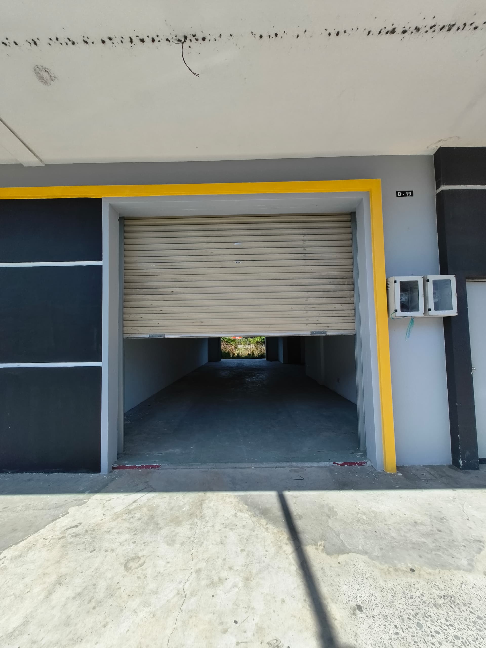 Tuaran Plaza Legacy 3unit Side by side 3 unit Shop lot for rent