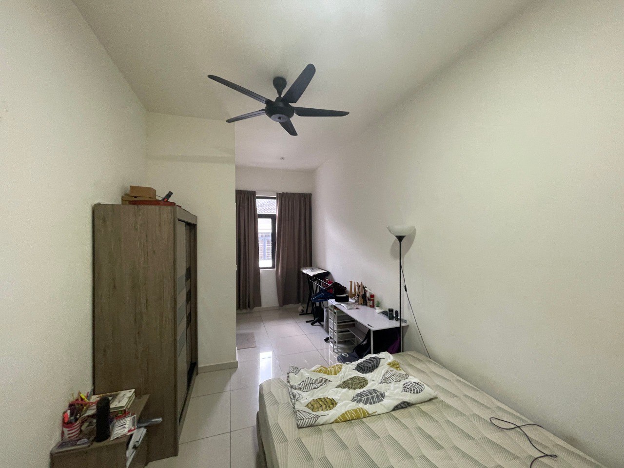Horizon Hills The Valley West Double Storey Terrace with Partially Renovation House