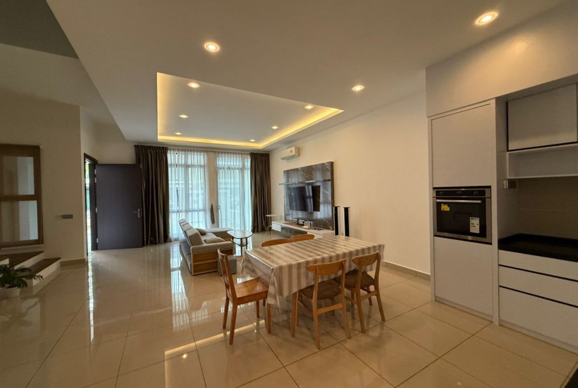 Estuari Garden Nusajaya Double Storey Superlink Renovated House