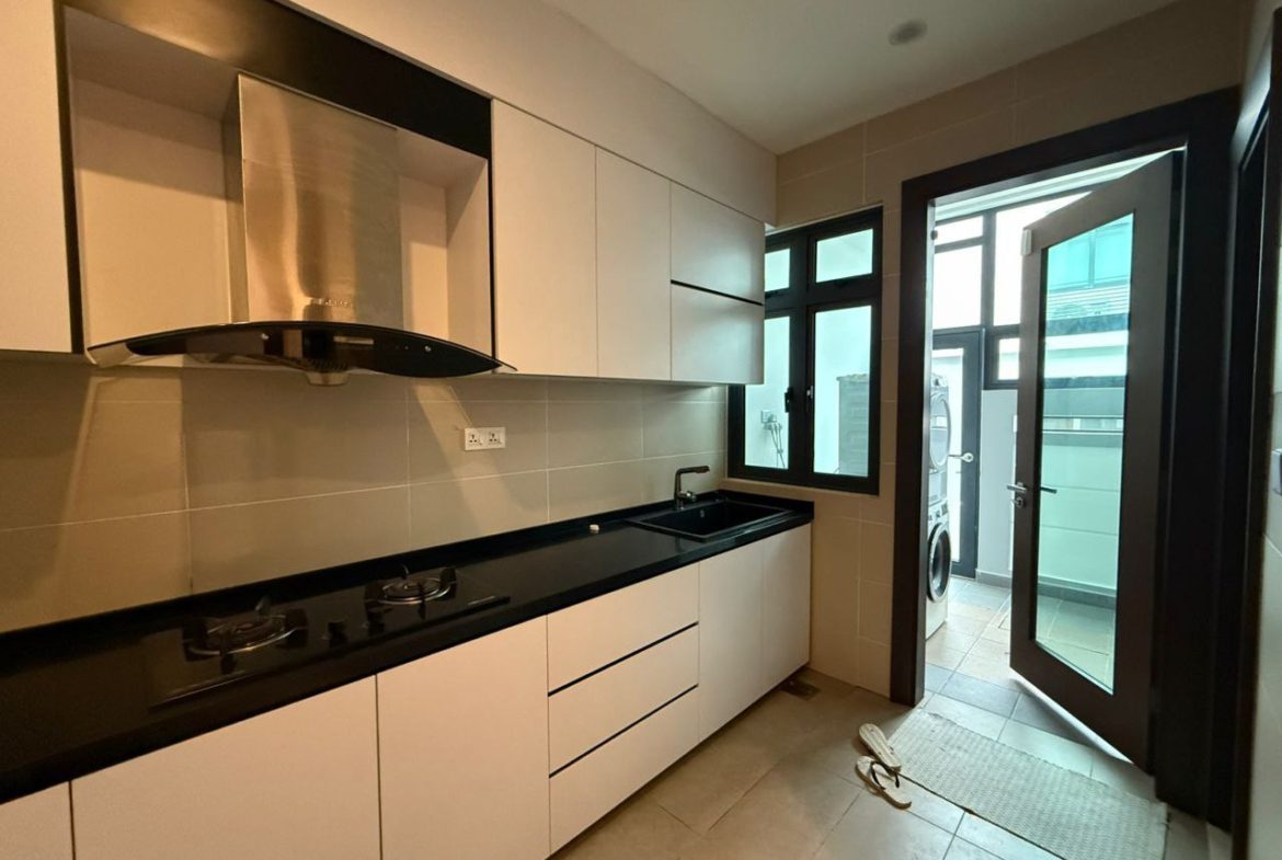 Estuari Garden Nusajaya Double Storey Superlink Renovated House