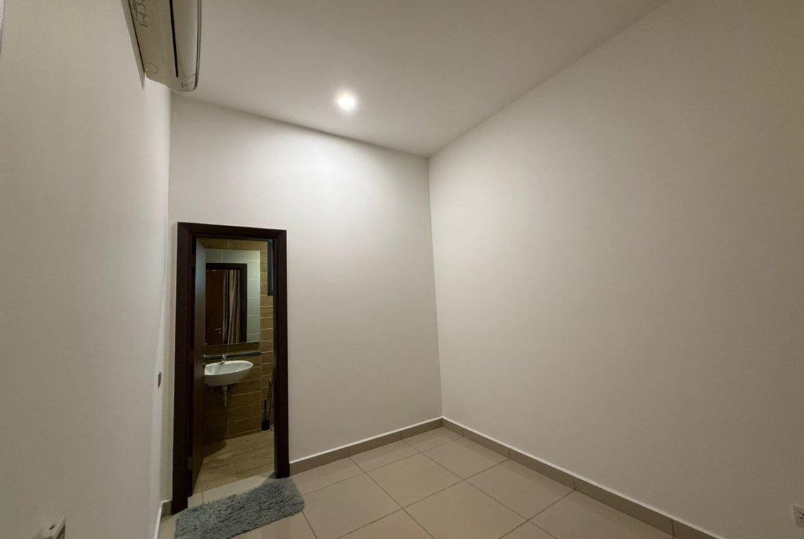 Estuari Garden Nusajaya Double Storey Superlink Renovated House