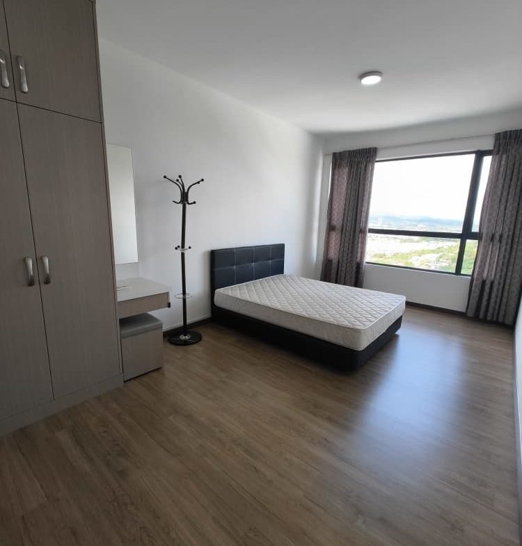 The Garden Condo Bundusan Corner Unit For Sale