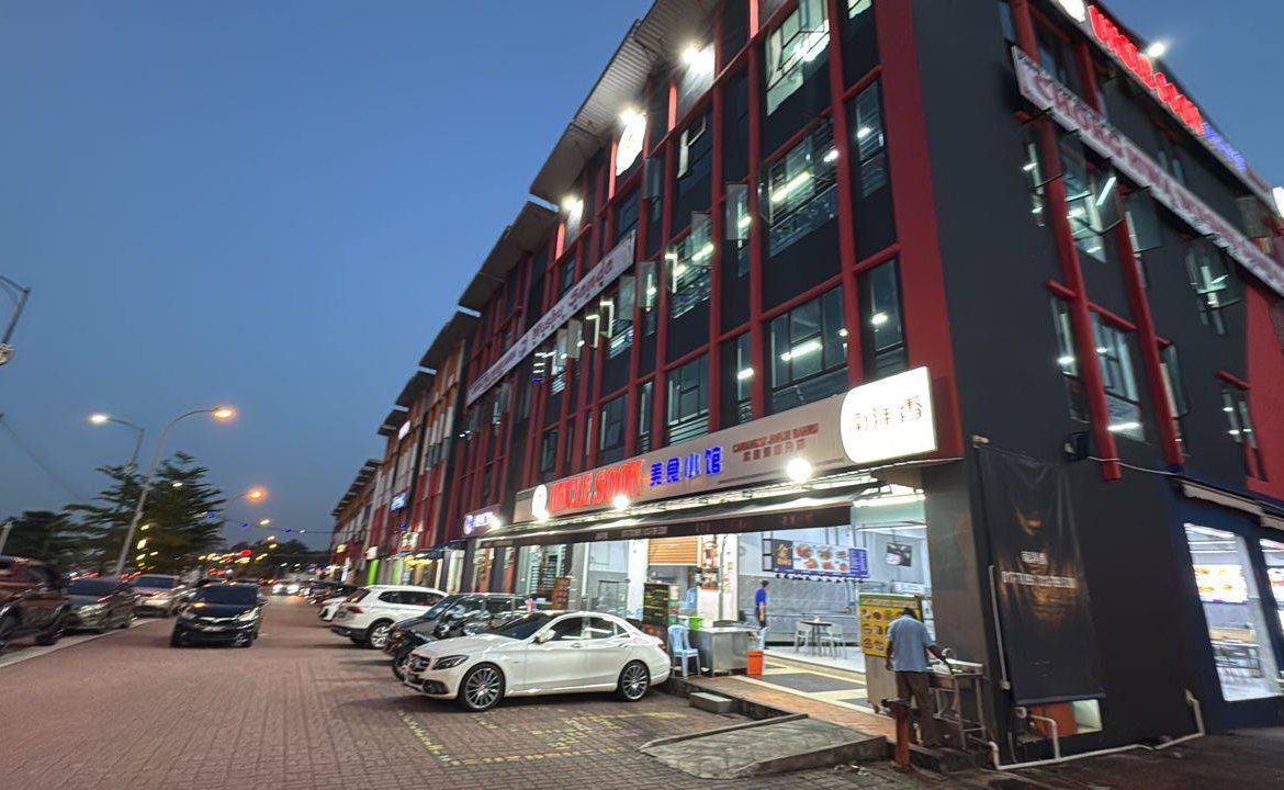 Taman Bukit Gemilang Skudai Four Storey Commercial Shoplot For Sale