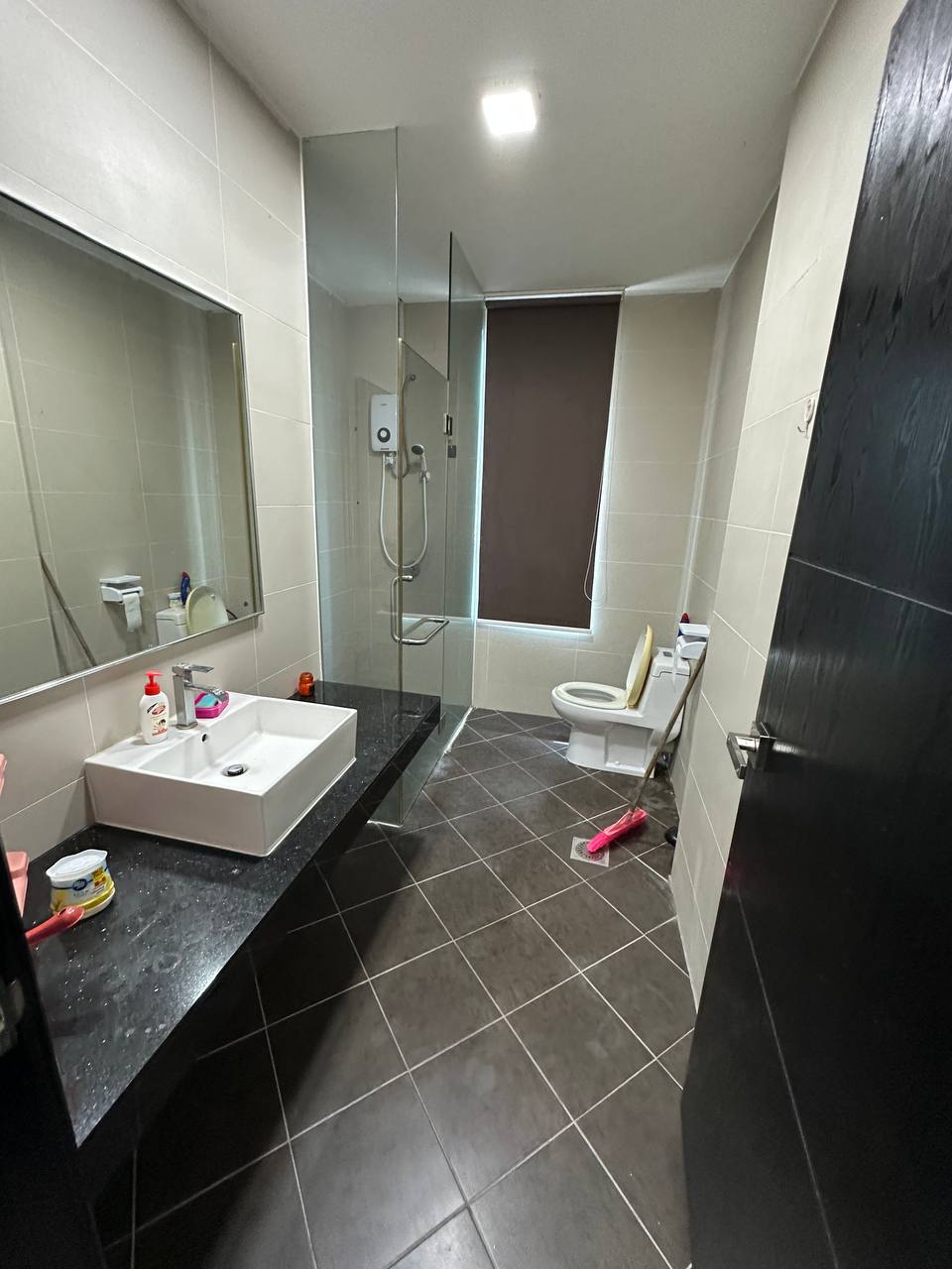 1 Borneo Condominium for Rent