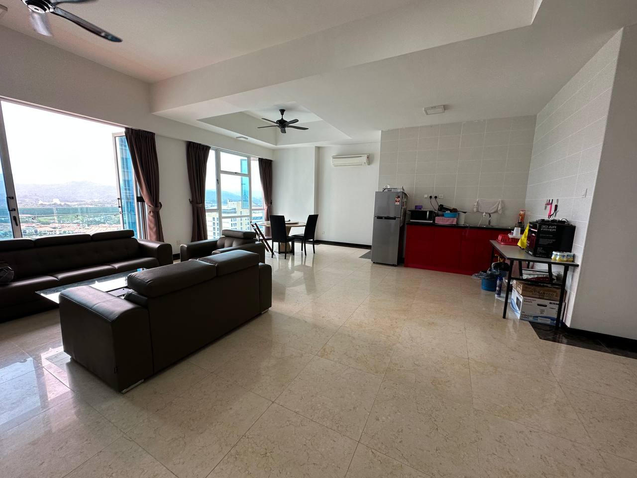 1 Borneo Condominium for Rent