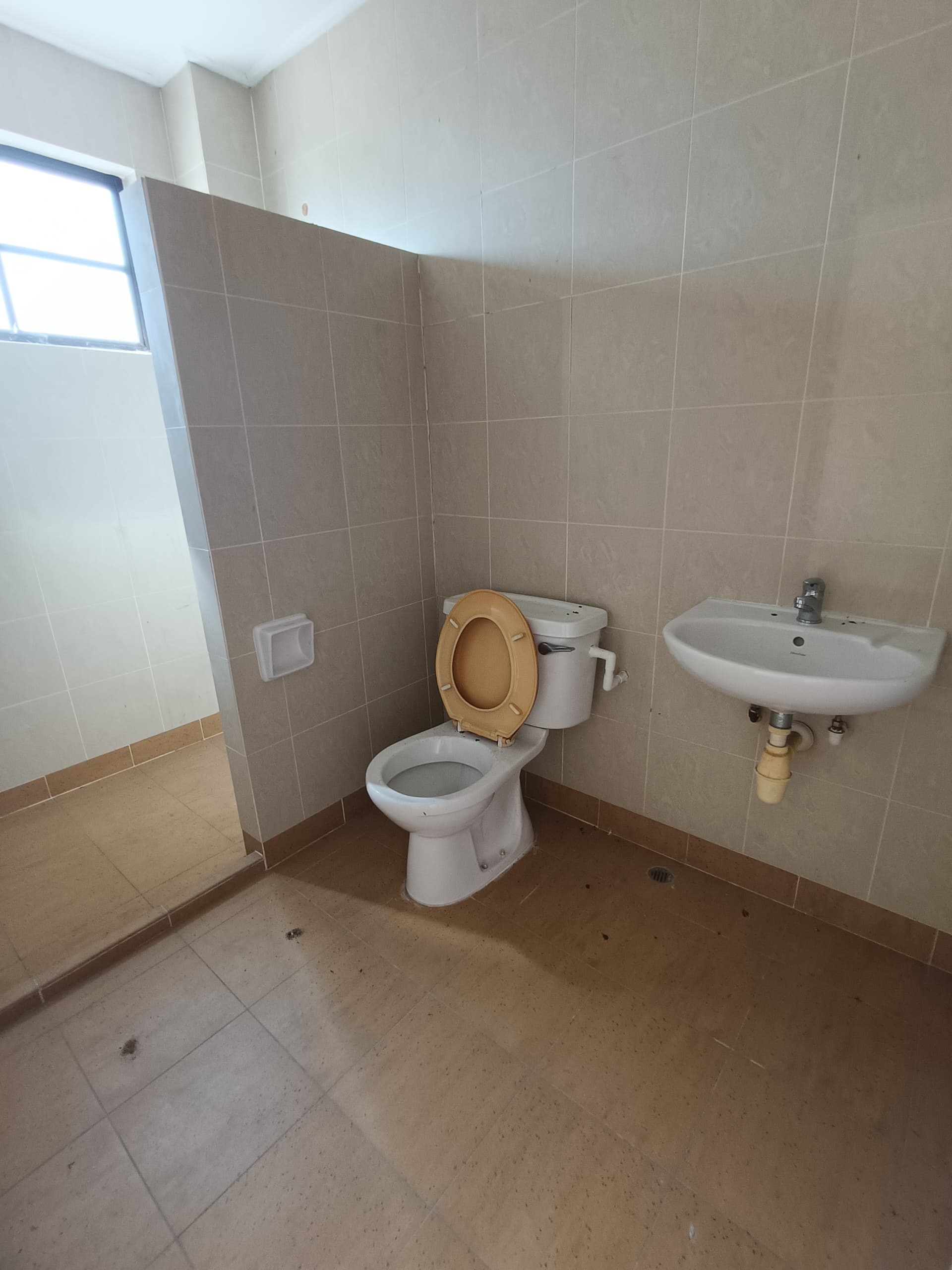 2 Storey Bungalow At Lorong Raja Udang 10, Kingfisher For Sale