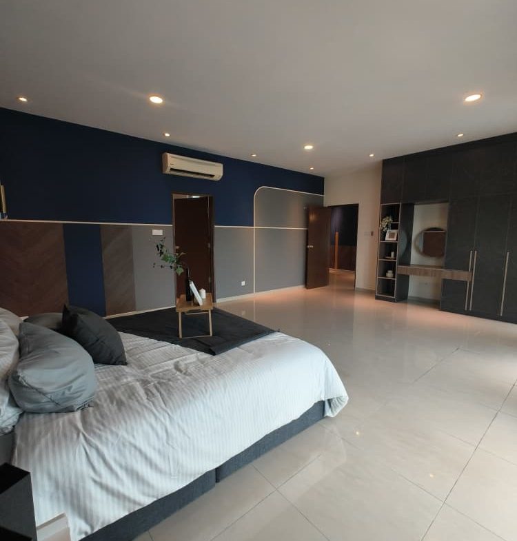Bundusan Tropicana Landmark Condominium Penthouse Fully furnished with 3 Car Park For Sale