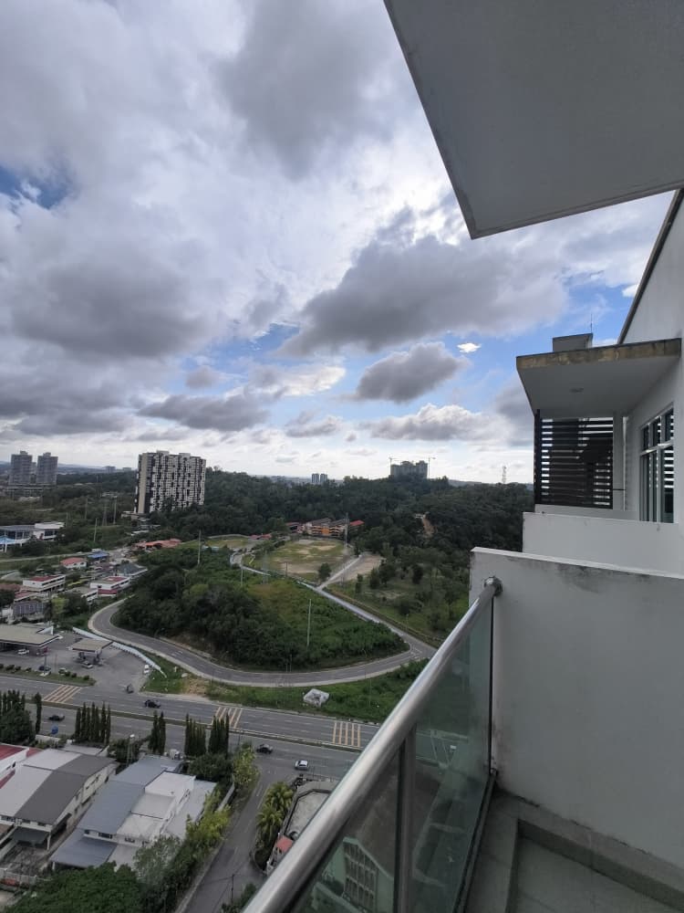 WhatsApp Image 2025-10-02 at 01.04.31 (1) Bundusan Tropicana Landmark Condominium Penthouse Fully furnished with 3 Car Park For Sale