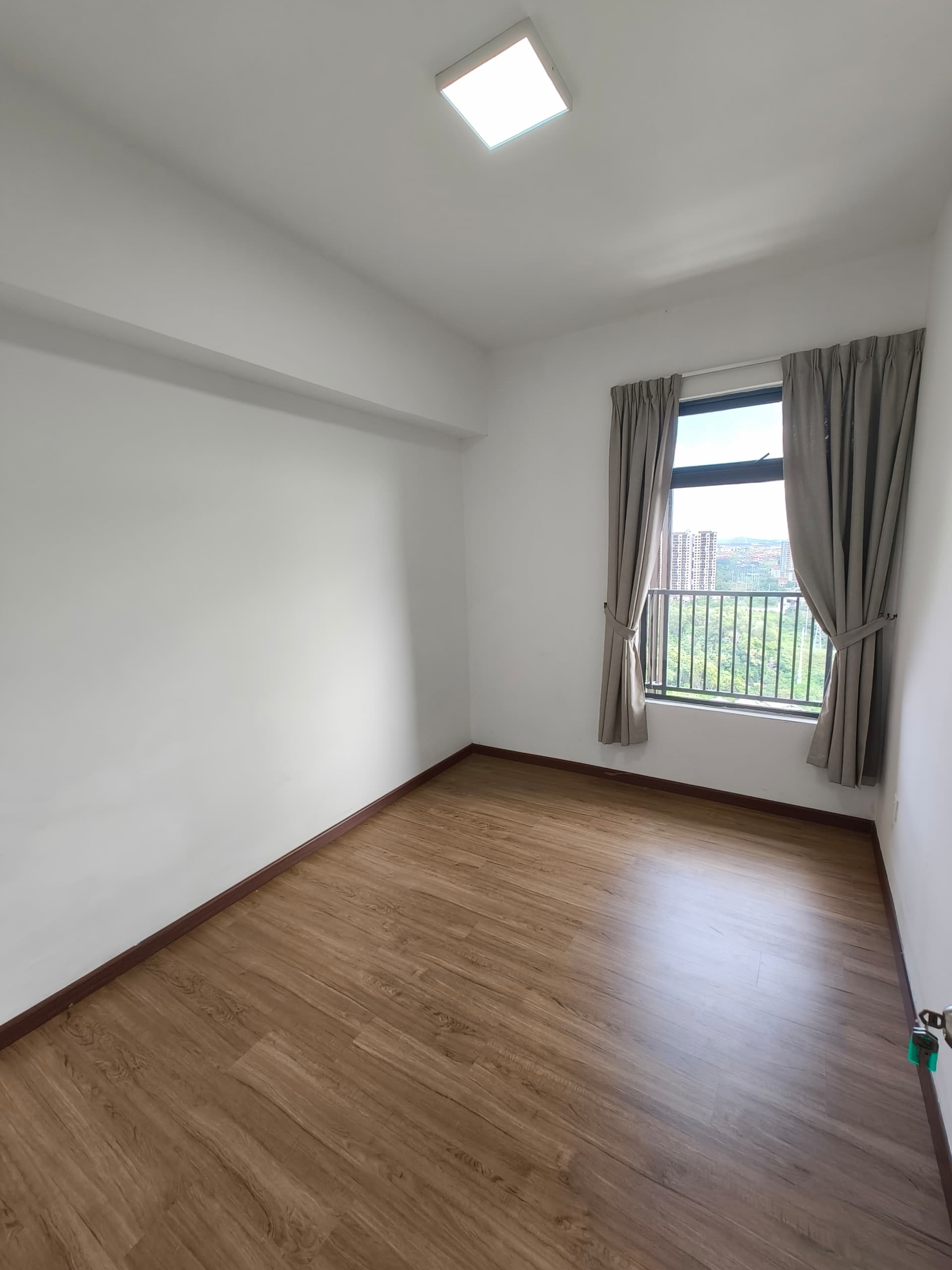 Bundusan The Gardens Condo Corner unit below market value below Bank value for Sale