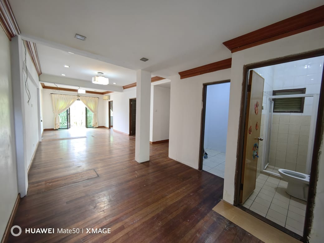 Seri Borneo Condominium, Iramanis for Rent