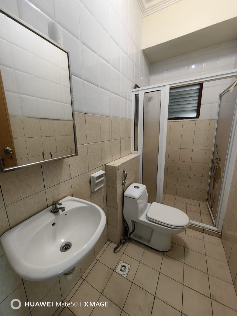 Seri Borneo Condominium, Iramanis for Rent