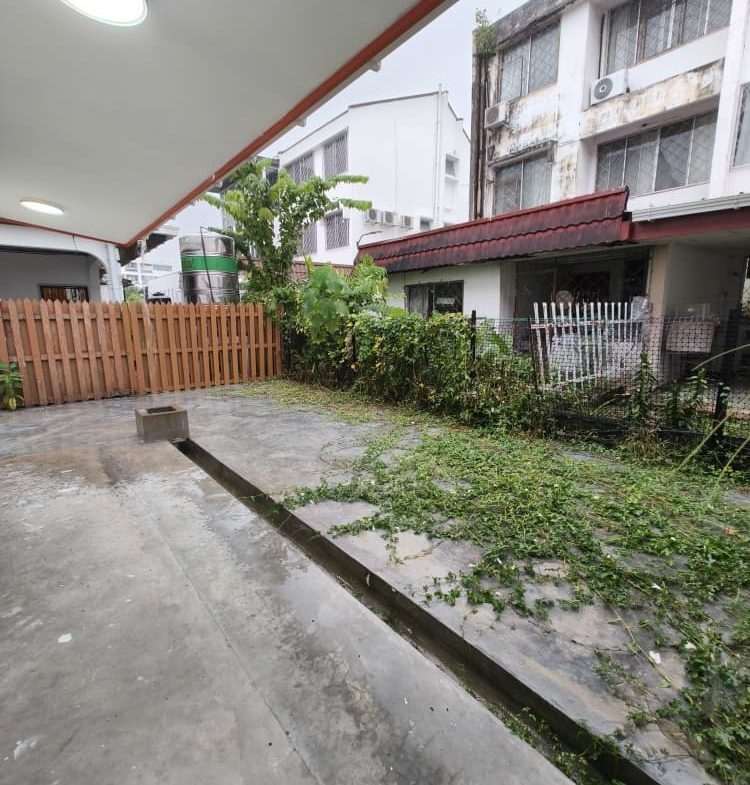 Lintas Hilltop Taman Regent 3 Storey Semi D For Rent