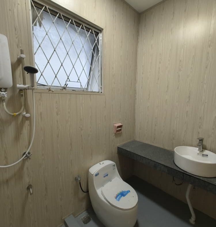 Lintas Hilltop Taman Regent 3 Storey Semi D For Rent